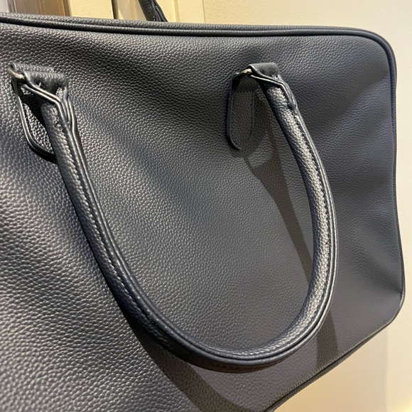 ralph lauren polo Navy duffle bag Brand New gym bag w straps! Crossbody laptop - Picture 11 of 14